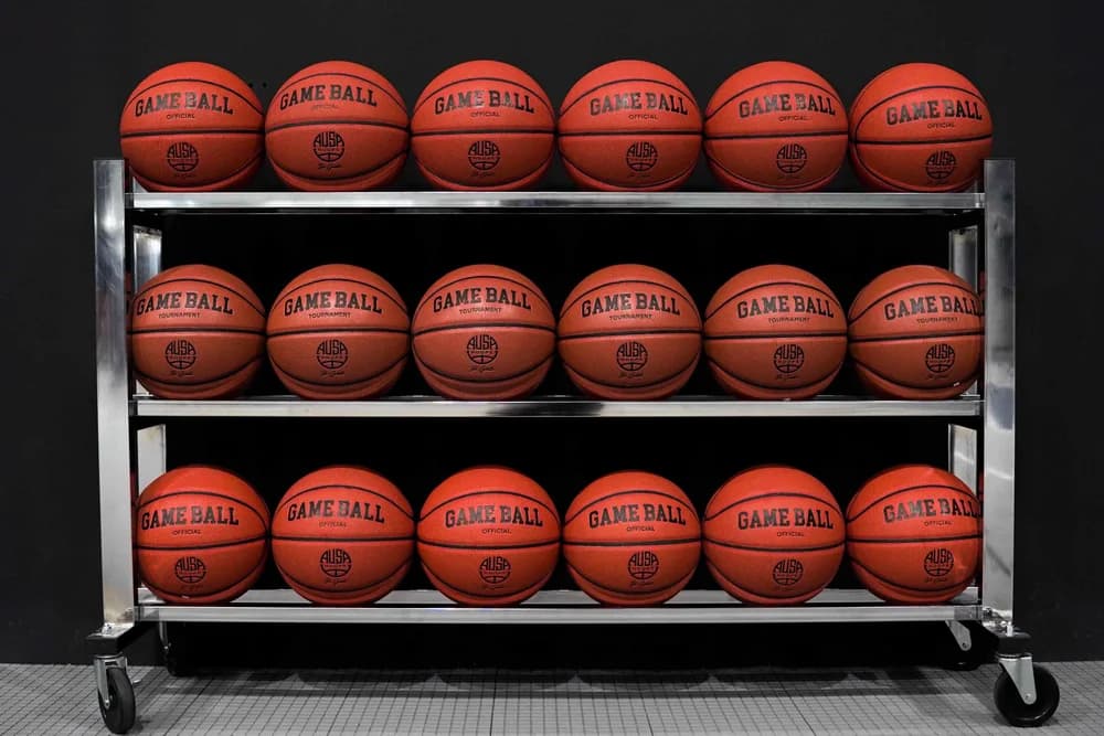 Game Ball premium ball rack in chrome, three-row, 18 balls